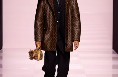 Louis Vuitton Fall/Winter 2025 Menswear: A Fusion of Heritage and Modernity Louis Vuitton Fall/Winter 2025 Menswear: A Fusion of Heritage and Modernity Vanity Teen 虚荣青年 Lifestyle & new faces magazine