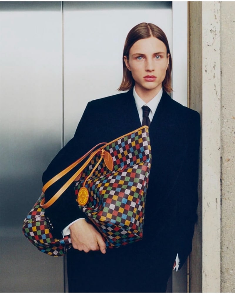 Louis Vuitton Unveils Spring/Summer 2025 Campaign Under Pharrell's Creative Direction Louis Vuitton Unveils Spring/Summer 2025 Campaign Under Pharrell's Creative Direction Vanity Teen 虚荣青年 Lifestyle & new faces magazine