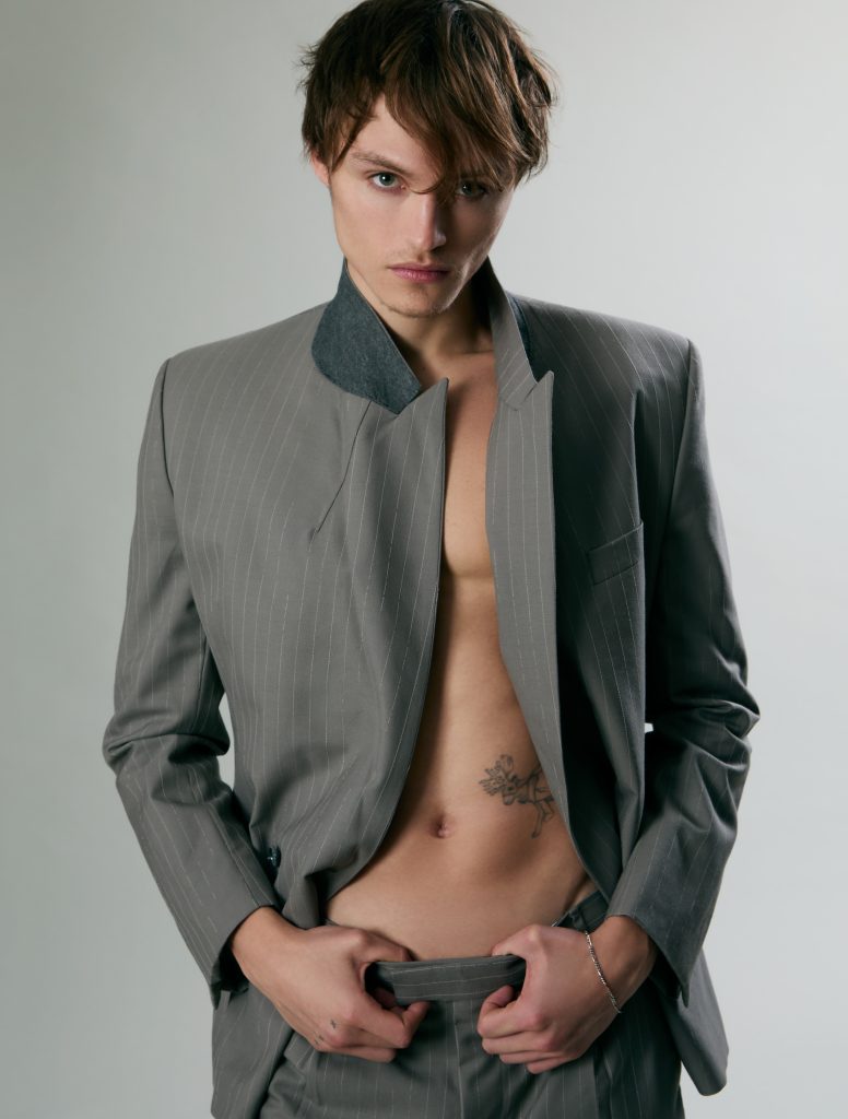 LIKE A ROLLING STONE - MINGUS REEDUS IS THE PROTAGONIST OF OUR DIGITAL COVER  LIKE A ROLLING STONE - MINGUS REEDUS IS THE PROTAGONIST OF OUR DIGITAL COVER  Vanity Teen 虚荣青年 Lifestyle & new faces magazine