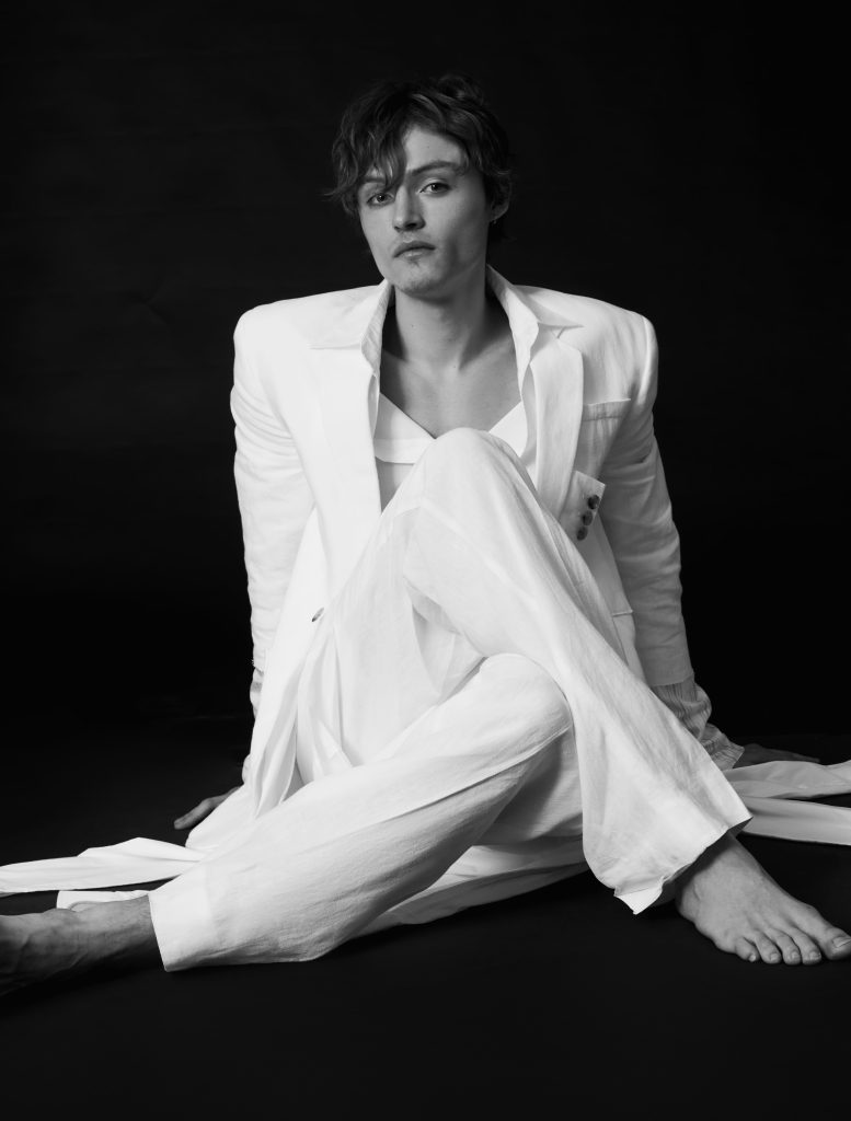 LIKE A ROLLING STONE - MINGUS REEDUS IS THE PROTAGONIST OF OUR DIGITAL COVER  LIKE A ROLLING STONE - MINGUS REEDUS IS THE PROTAGONIST OF OUR DIGITAL COVER  Vanity Teen 虚荣青年 Lifestyle & new faces magazine