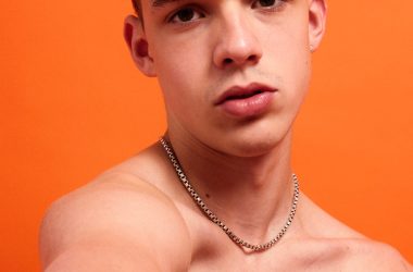 Capturing "Young & Free": A Visual Journey of Authenticity and Energy by Macky Mann Capturing "Young & Free": A Visual Journey of Authenticity and Energy by Macky Mann Vanity Teen 虚荣青年 Lifestyle & new faces magazine