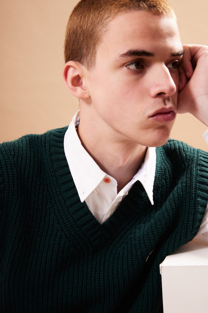 Capturing "Young & Free": A Visual Journey of Authenticity and Energy by Macky Mann Capturing "Young & Free": A Visual Journey of Authenticity and Energy by Macky Mann Vanity Teen 虚荣青年 Lifestyle & new faces magazine