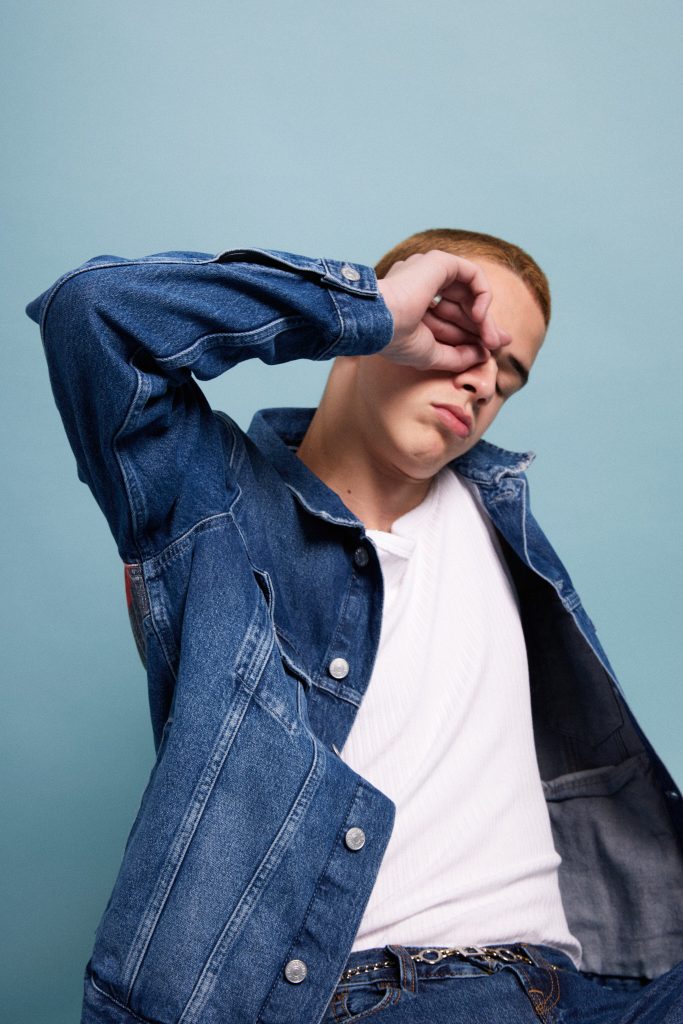 Capturing "Young & Free": A Visual Journey of Authenticity and Energy by Macky Mann Capturing "Young & Free": A Visual Journey of Authenticity and Energy by Macky Mann Vanity Teen 虚荣青年 Lifestyle & new faces magazine