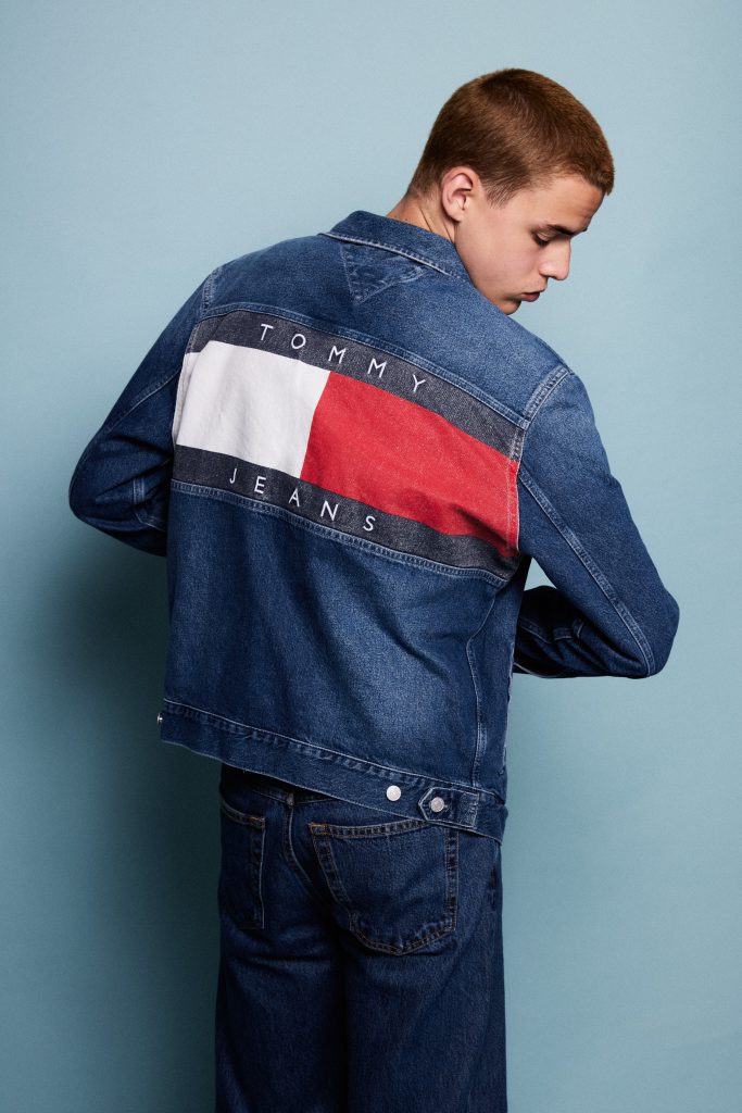 Capturing "Young & Free": A Visual Journey of Authenticity and Energy by Macky Mann Capturing "Young & Free": A Visual Journey of Authenticity and Energy by Macky Mann Vanity Teen 虚荣青年 Lifestyle & new faces magazine