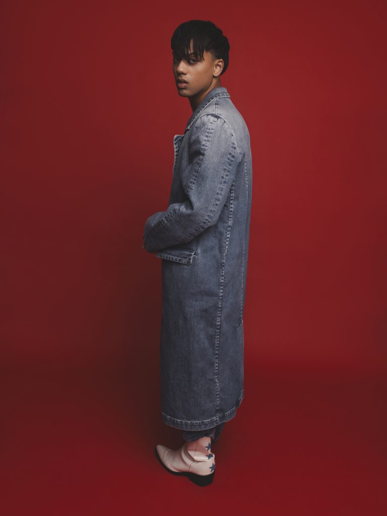 Exclusive Interview: Sky Lakota-Lynch on Broadway, Heritage, and Staying Gold Exclusive Interview: Sky Lakota-Lynch on Broadway, Heritage, and Staying Gold Vanity Teen 虚荣青年 Lifestyle & new faces magazine