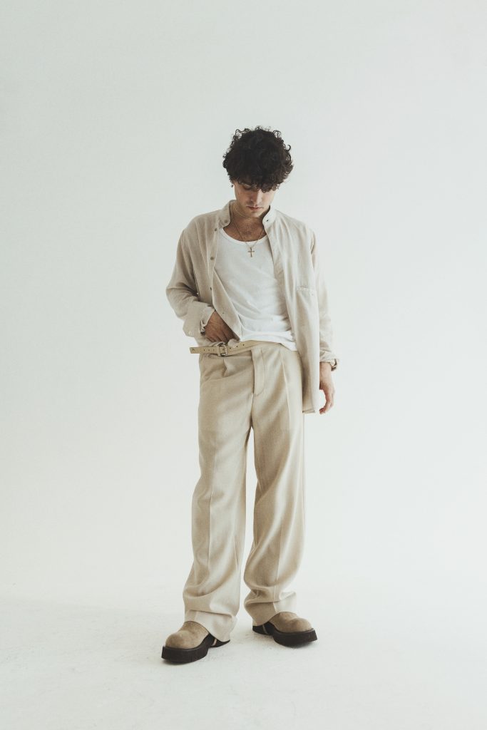 Leo Gassmann: Beyond the Music Leo Gassmann: Beyond the Music Vanity Teen 虚荣青年 Lifestyle & new faces magazine