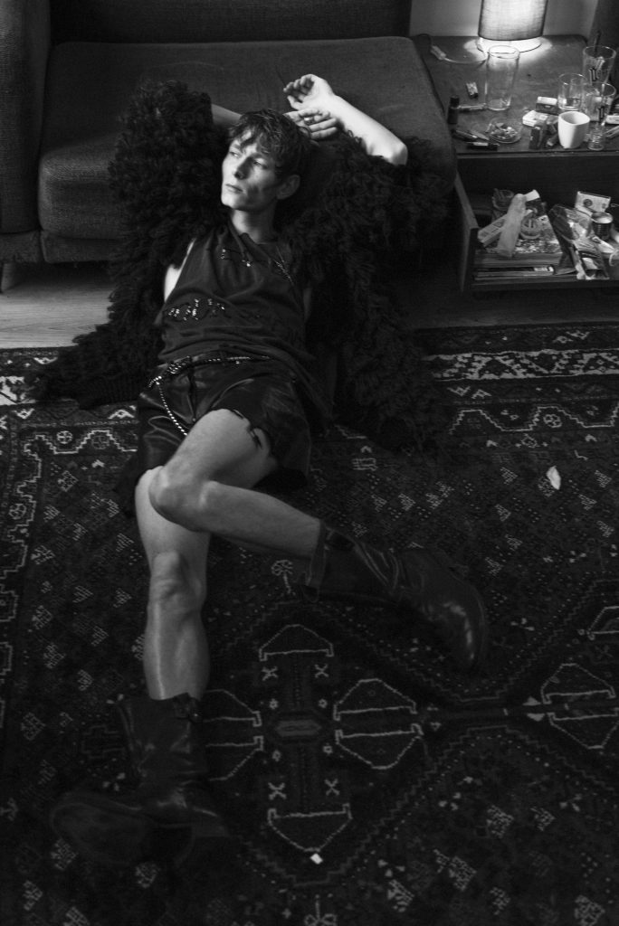 Velvet Morning Velvet Morning Vanity Teen 虚荣青年 Lifestyle & new faces magazine