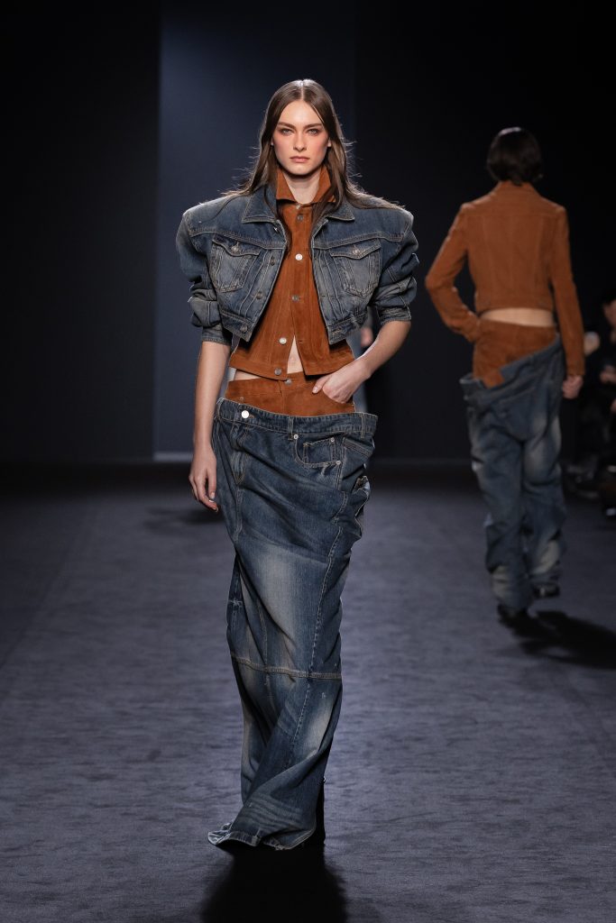 A Game of Opposites: a Review of the Latest Structurally Dramatic Collection of JUUN.J Vanity Teen 虚荣青年 Lifestyle & new faces magazine A Game of Opposites: a Review of the Latest Structurally Dramatic Collection of JUUN.J A Game of Opposites: a Review of the Latest Structurally Dramatic Collection of JUUN.J Vanity Teen 虚荣青年 Lifestyle & new faces magazine