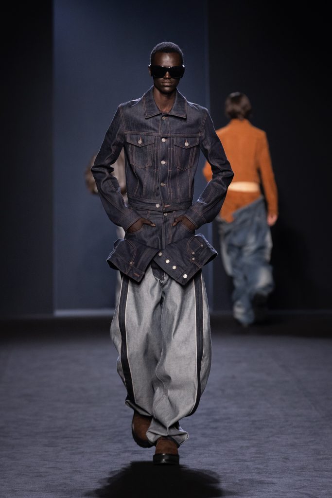 A Game of Opposites: a Review of the Latest Structurally Dramatic Collection of JUUN.J Vanity Teen 虚荣青年 Lifestyle & new faces magazine A Game of Opposites: a Review of the Latest Structurally Dramatic Collection of JUUN.J A Game of Opposites: a Review of the Latest Structurally Dramatic Collection of JUUN.J Vanity Teen 虚荣青年 Lifestyle & new faces magazine