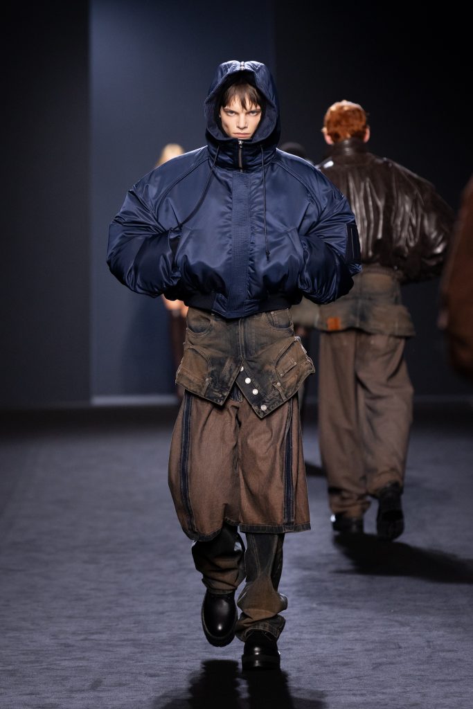 A Game of Opposites: a Review of the Latest Structurally Dramatic Collection of JUUN.J Vanity Teen 虚荣青年 Lifestyle & new faces magazine A Game of Opposites: a Review of the Latest Structurally Dramatic Collection of JUUN.J A Game of Opposites: a Review of the Latest Structurally Dramatic Collection of JUUN.J Vanity Teen 虚荣青年 Lifestyle & new faces magazine