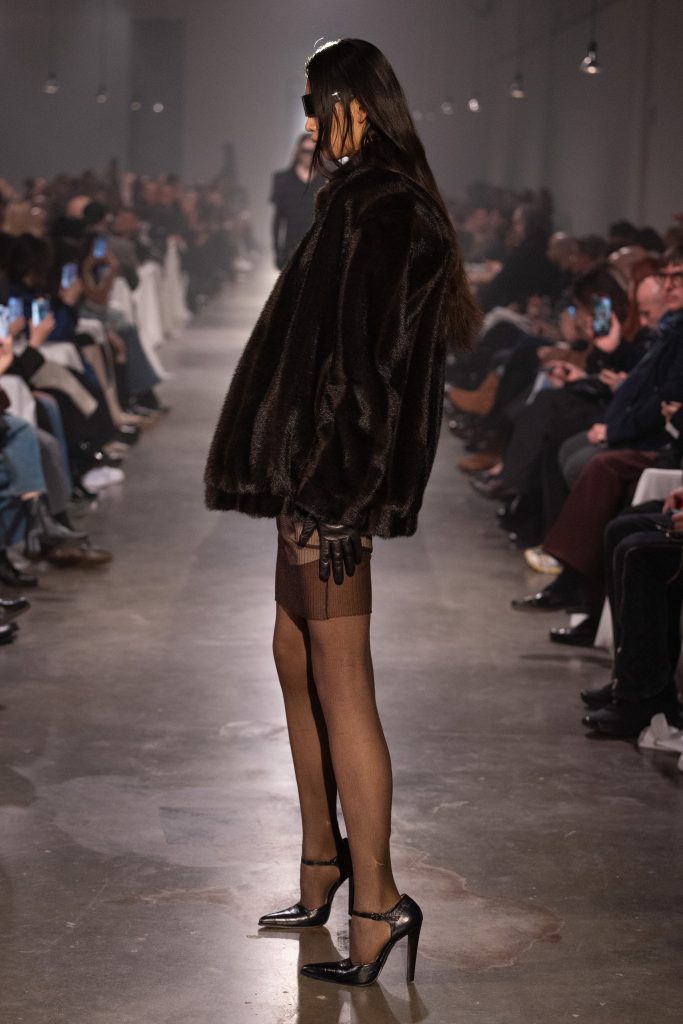 Sartorial Clairvoyance: The MM6 Woman Of Future Sobriety Sartorial Clairvoyance: The MM6 Woman Of Future Sobriety Vanity Teen 虚荣青年 Lifestyle & new faces magazine