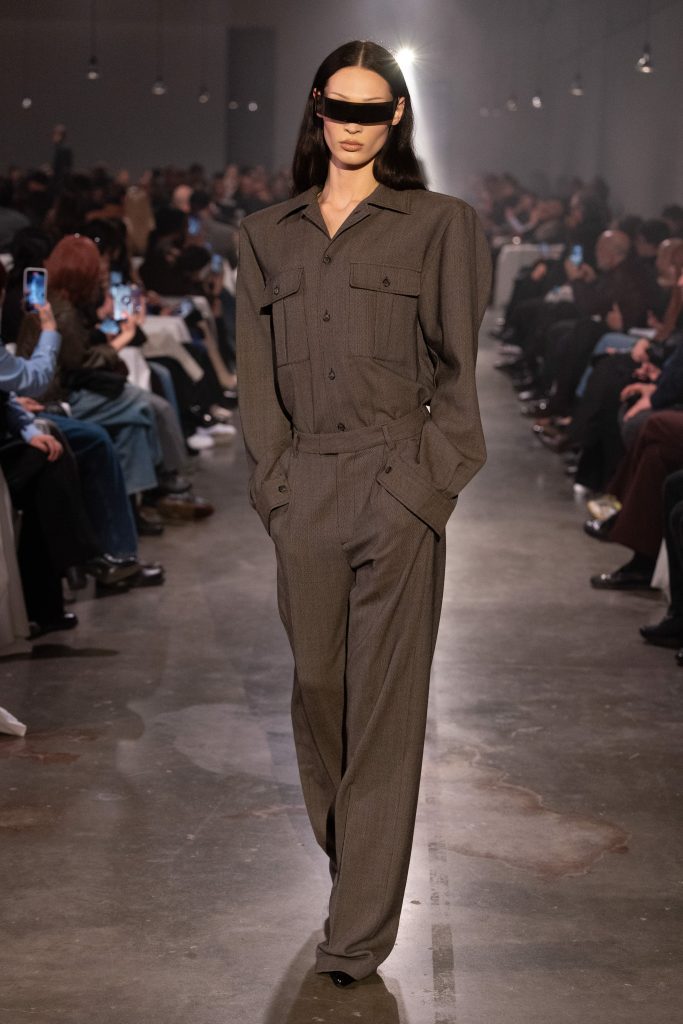 Sartorial Clairvoyance: The MM6 Woman Of Future Sobriety Sartorial Clairvoyance: The MM6 Woman Of Future Sobriety Vanity Teen 虚荣青年 Lifestyle & new faces magazine