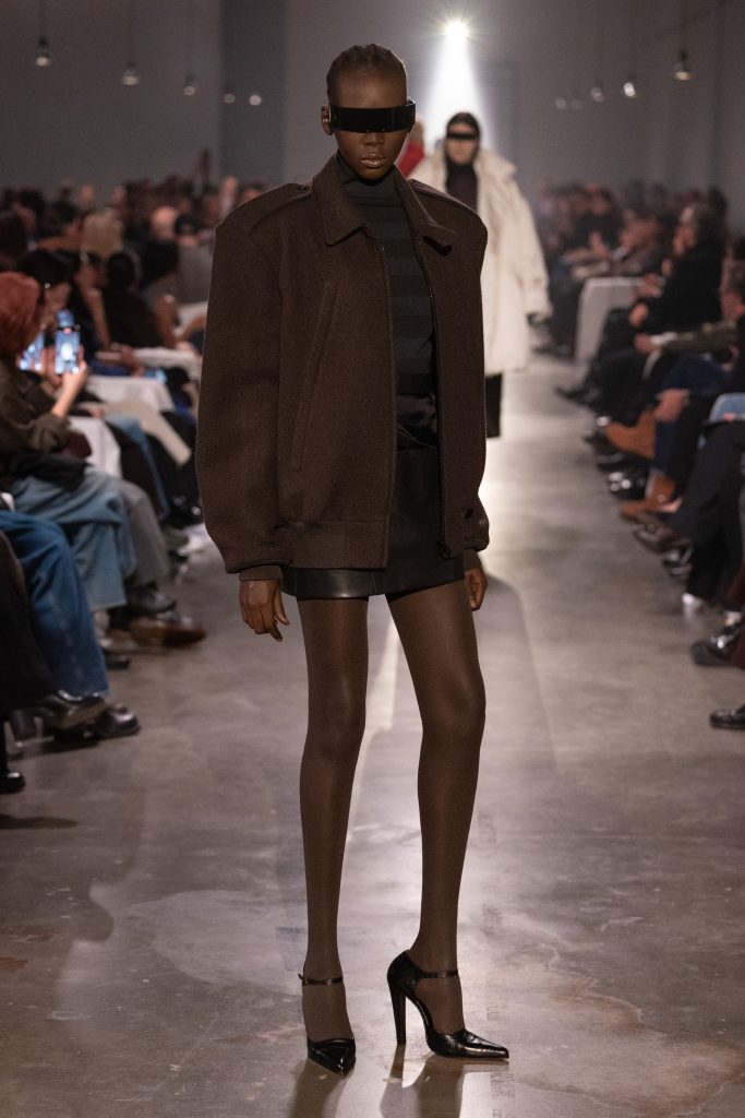 Sartorial Clairvoyance: The MM6 Woman Of Future Sobriety Sartorial Clairvoyance: The MM6 Woman Of Future Sobriety Vanity Teen 虚荣青年 Lifestyle & new faces magazine