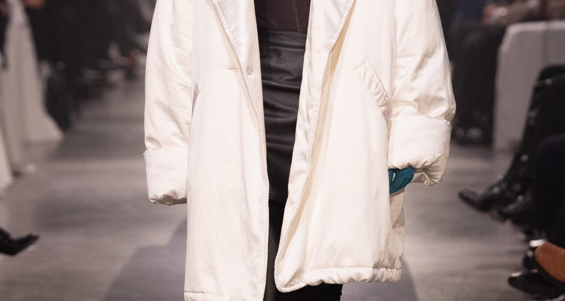 Sartorial Clairvoyance: The MM6 Woman Of Future Sobriety Sartorial Clairvoyance: The MM6 Woman Of Future Sobriety Vanity Teen 虚荣青年 Lifestyle & new faces magazine