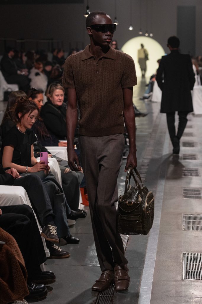 Sartorial Clairvoyance: The MM6 Woman Of Future Sobriety Sartorial Clairvoyance: The MM6 Woman Of Future Sobriety Vanity Teen 虚荣青年 Lifestyle & new faces magazine