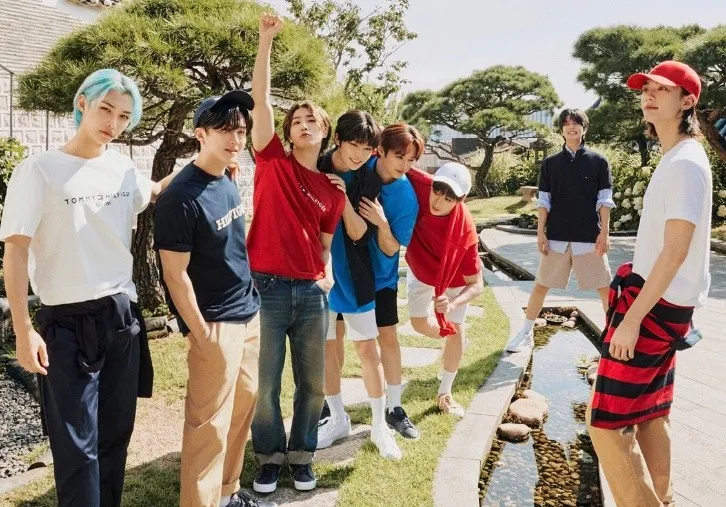 Tommy Hilfiger Unveils SS25 Campaign Featuring K-Pop Sensation Stray Kids Vanity Teen 虚荣青年 Lifestyle & new faces magazine Tommy Hilfiger Unveils SS25 Campaign Featuring K-Pop Sensation Stray Kids Tommy Hilfiger Unveils SS25 Campaign Featuring K-Pop Sensation Stray Kids Vanity Teen 虚荣青年 Lifestyle & new faces magazine