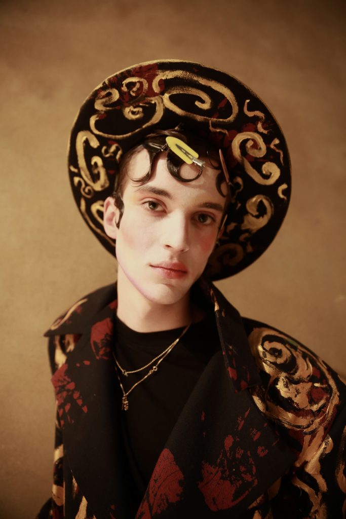 Behind-the-scenes of LEM by Niguriani, captured by Zuzu Valla. Behind-the-scenes of LEM by Niguriani, captured by Zuzu Valla. Vanity Teen 虚荣青年 Lifestyle & new faces magazine