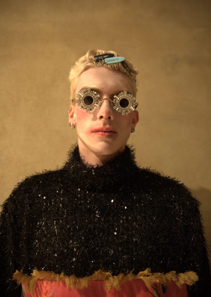 Behind-the-scenes of LEM by Niguriani, captured by Zuzu Valla. Behind-the-scenes of LEM by Niguriani, captured by Zuzu Valla. Vanity Teen 虚荣青年 Lifestyle & new faces magazine