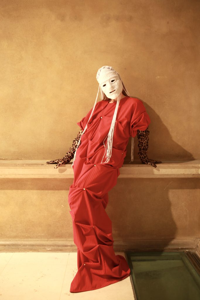 Behind-the-scenes of LEM by Niguriani, captured by Zuzu Valla. Behind-the-scenes of LEM by Niguriani, captured by Zuzu Valla. Vanity Teen 虚荣青年 Lifestyle & new faces magazine