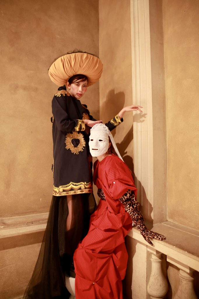 Behind-the-scenes of LEM by Niguriani, captured by Zuzu Valla. Behind-the-scenes of LEM by Niguriani, captured by Zuzu Valla. Vanity Teen 虚荣青年 Lifestyle & new faces magazine