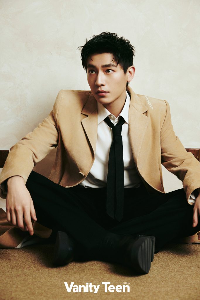 Cover Xin Yunlay Cover Xin Yunlay Vanity Teen 虚荣青年 Lifestyle & new faces magazine