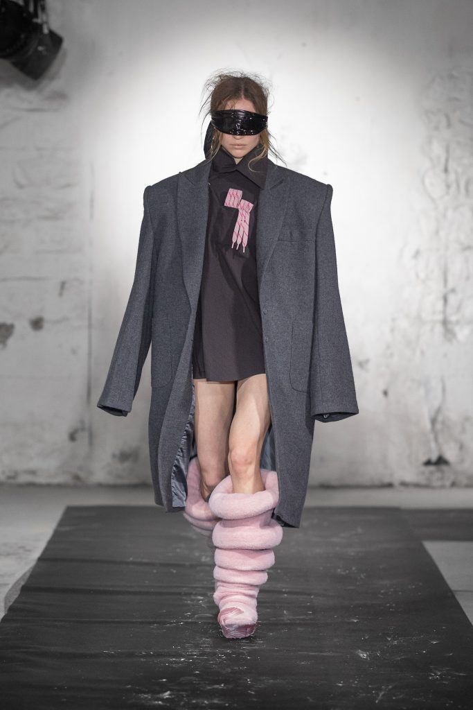 grounds and its “uncanny valley” - A little chat with the founder Mikio Sakabe Vanity Teen 虚荣青年 grounds and its “uncanny valley” - A little chat with the founder Mikio Sakabe grounds and its “uncanny valley” - A little chat with the founder Mikio Sakabe Vanity Teen 虚荣青年