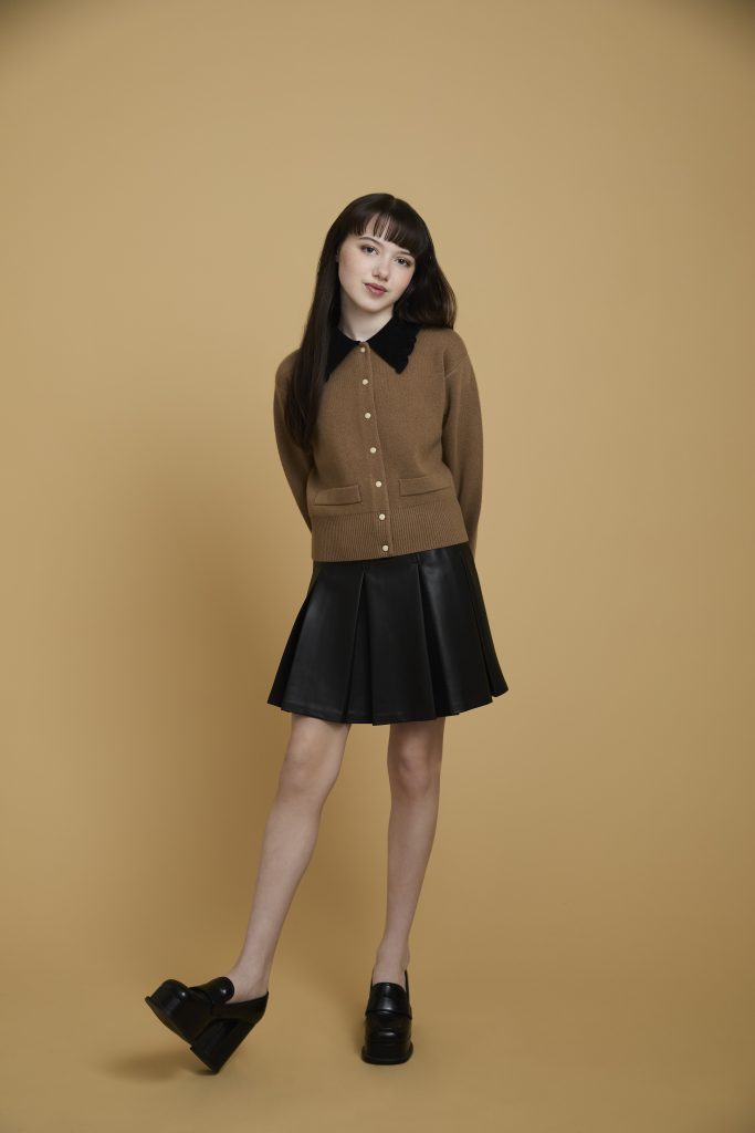 Violet McGraw Talks ‘M3GAN 2,’ Horror Movie Fun, and Growing Up on Screen Violet McGraw Talks ‘M3GAN 2,’ Horror Movie Fun, and Growing Up on Screen Vanity Teen 虚荣青年 Lifestyle & new faces magazine