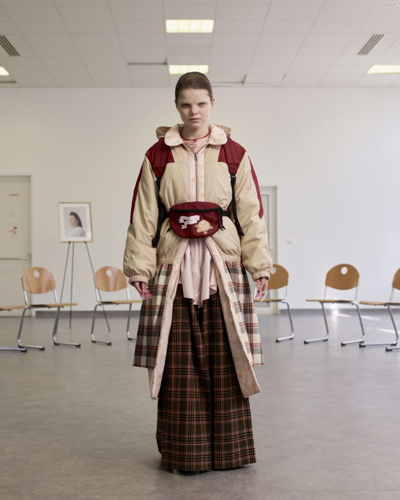 Jenny Fax AW25: The Art of Beautiful Disorder Vanity Teen 虚荣青年 Lifestyle & new faces magazine Jenny Fax AW25: The Art of Beautiful Disorder Jenny Fax AW25: The Art of Beautiful Disorder Vanity Teen 虚荣青年 Lifestyle & new faces magazine