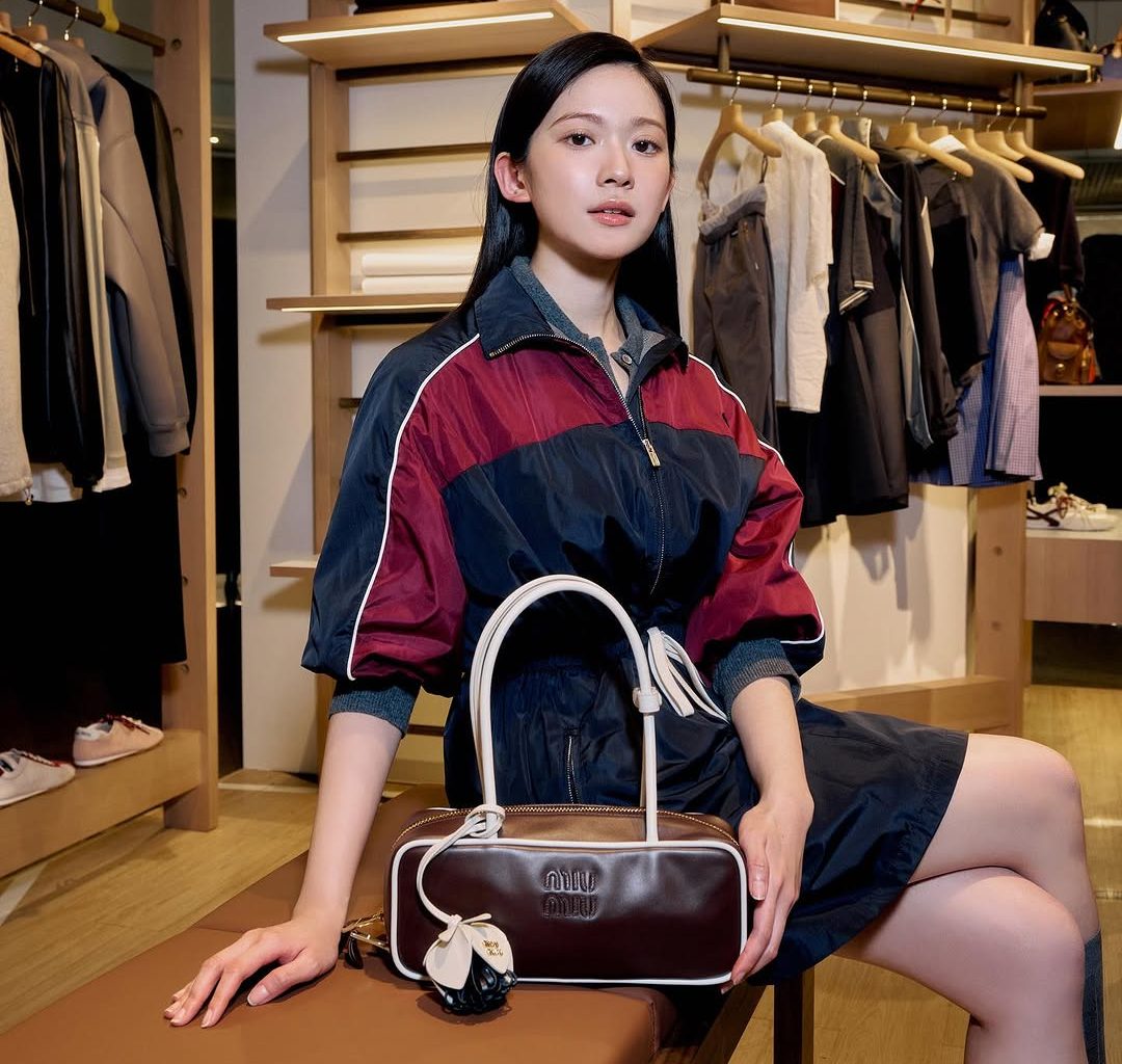 From Music to High Fashion: Cloud Wan’s Stylish Luxury Brand Moments From Music to High Fashion: Cloud Wan’s Stylish Luxury Brand Moments Vanity Teen 虚荣青年 Lifestyle & new faces magazine