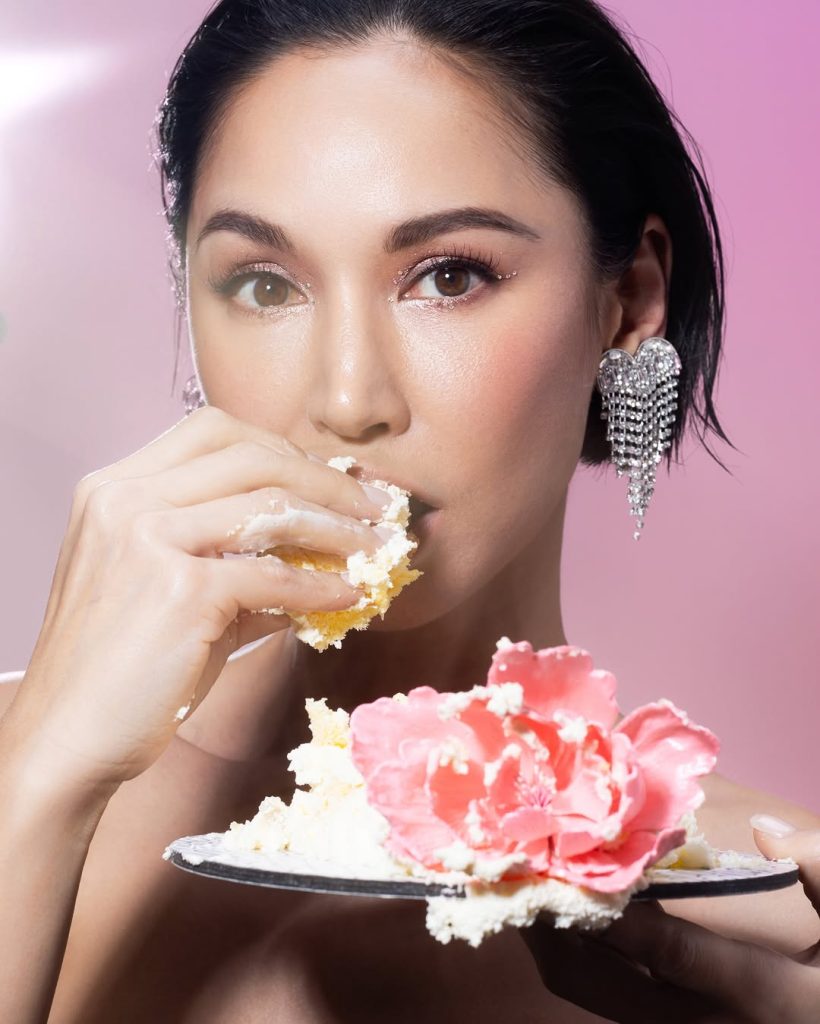 Flakes and Layers by Amanda Strang: A Must-Try Pastry Pop-Up at City Super Flakes and Layers by Amanda Strang: A Must-Try Pastry Pop-Up at City Super Vanity Teen 虚荣青年 Lifestyle & new faces magazine