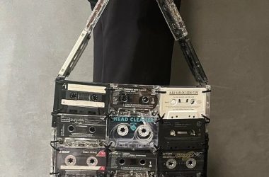 A New Era of Tech Fashion: When Electronics Become Your Fashion Accessories A New Era of Tech Fashion: When Electronics Become Your Fashion Accessories Vanity Teen 虚荣青年 Lifestyle & new faces magazine