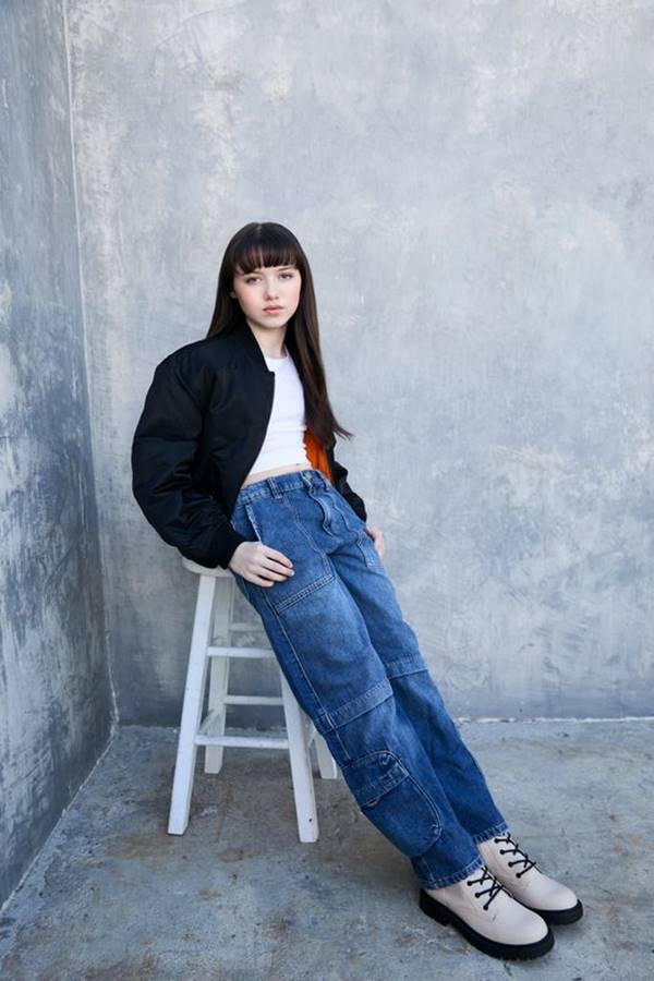 Violet McGraw Talks ‘M3GAN 2,’ Horror Movie Fun, and Growing Up on Screen Violet McGraw Talks ‘M3GAN 2,’ Horror Movie Fun, and Growing Up on Screen Vanity Teen 虚荣青年 Lifestyle & new faces magazine