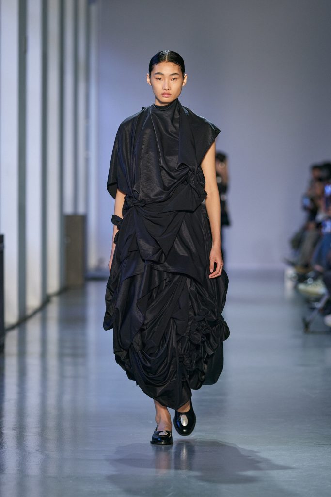 Fusion of K-Fashion and K-Art in Paris at PFW - KOCCA hosts concept Korea FW25 Vanity Teen 虚荣青年 Lifestyle & new faces magazine Fusion of K-Fashion and K-Art in Paris at PFW - KOCCA hosts concept Korea FW25 Fusion of K-Fashion and K-Art in Paris at PFW - KOCCA hosts concept Korea FW25 Vanity Teen 虚荣青年 Lifestyle & new faces magazine