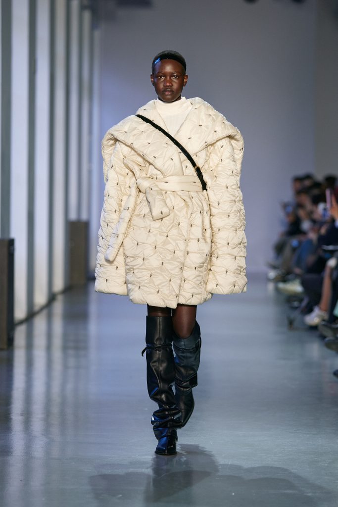 Fusion of K-Fashion and K-Art in Paris at PFW - KOCCA hosts concept Korea FW25 Vanity Teen 虚荣青年 Lifestyle & new faces magazine Fusion of K-Fashion and K-Art in Paris at PFW - KOCCA hosts concept Korea FW25 Fusion of K-Fashion and K-Art in Paris at PFW - KOCCA hosts concept Korea FW25 Vanity Teen 虚荣青年 Lifestyle & new faces magazine