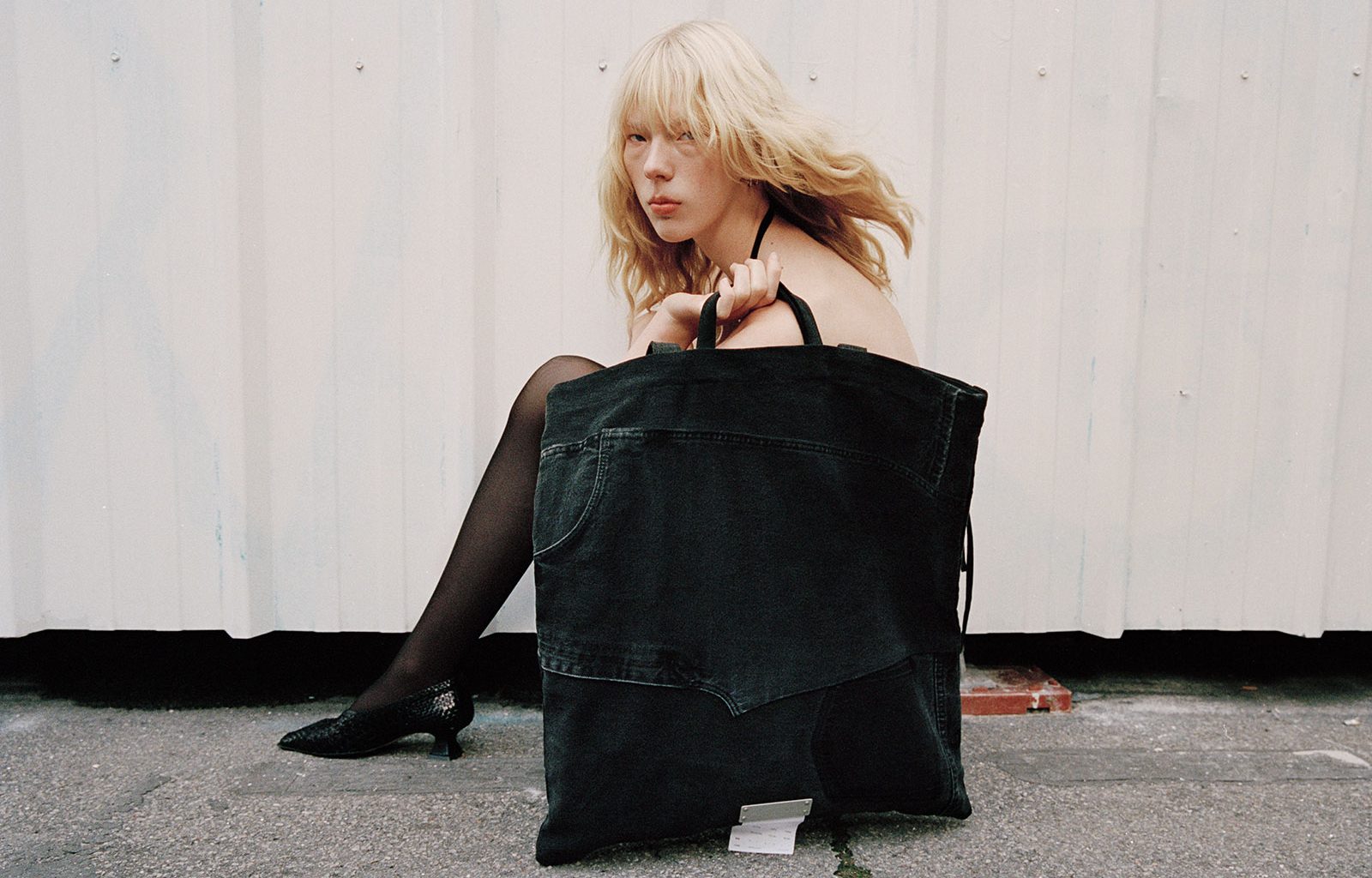 Introducing RE-PULL: A clothing label where utility, style, repurposing and functionality coexist harmoniously Introducing RE-PULL: A clothing label where utility, style, repurposing and functionality coexist harmoniously Vanity Teen 虚荣青年 Lifestyle & new faces magazine