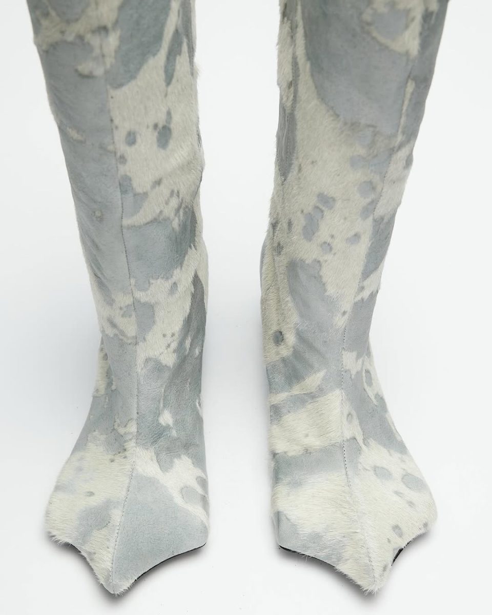 ON OUR RADAR: BHIVE - Footwear that stands on its own terms Vanity Teen 虚荣青年 Lifestyle & new faces magazine ON OUR RADAR: BHIVE - Footwear that stands on its own terms ON OUR RADAR: BHIVE - Footwear that stands on its own terms Vanity Teen 虚荣青年 Lifestyle & new faces magazine