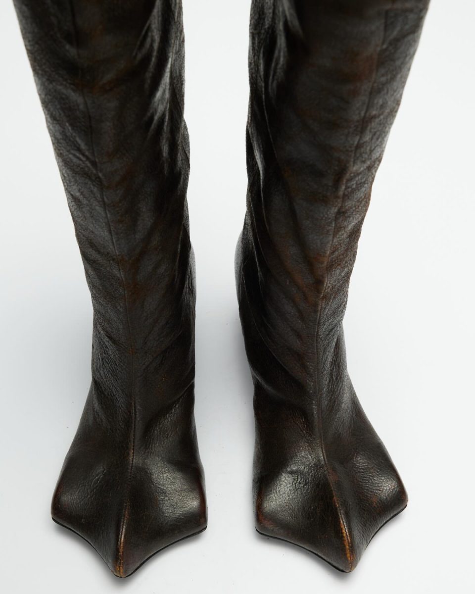 ON OUR RADAR: BHIVE - Footwear that stands on its own terms Vanity Teen 虚荣青年 Lifestyle & new faces magazine ON OUR RADAR: BHIVE - Footwear that stands on its own terms ON OUR RADAR: BHIVE - Footwear that stands on its own terms Vanity Teen 虚荣青年 Lifestyle & new faces magazine