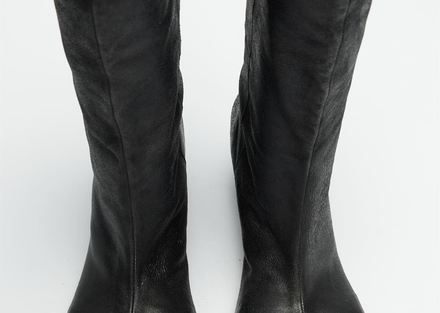 ON OUR RADAR: BHIVE - Footwear that stands on its own terms Vanity Teen 虚荣青年 Lifestyle & new faces magazine ON OUR RADAR: BHIVE - Footwear that stands on its own terms ON OUR RADAR: BHIVE - Footwear that stands on its own terms Vanity Teen 虚荣青年 Lifestyle & new faces magazine