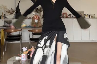 Dress like a walking Jean Paul Gaultier Meets Wang Yue Yi: A Week of Daring Elegance Dress like a walking Jean Paul Gaultier Meets Wang Yue Yi: A Week of Daring Elegance Vanity Teen 虚荣青年 Lifestyle & new faces magazine