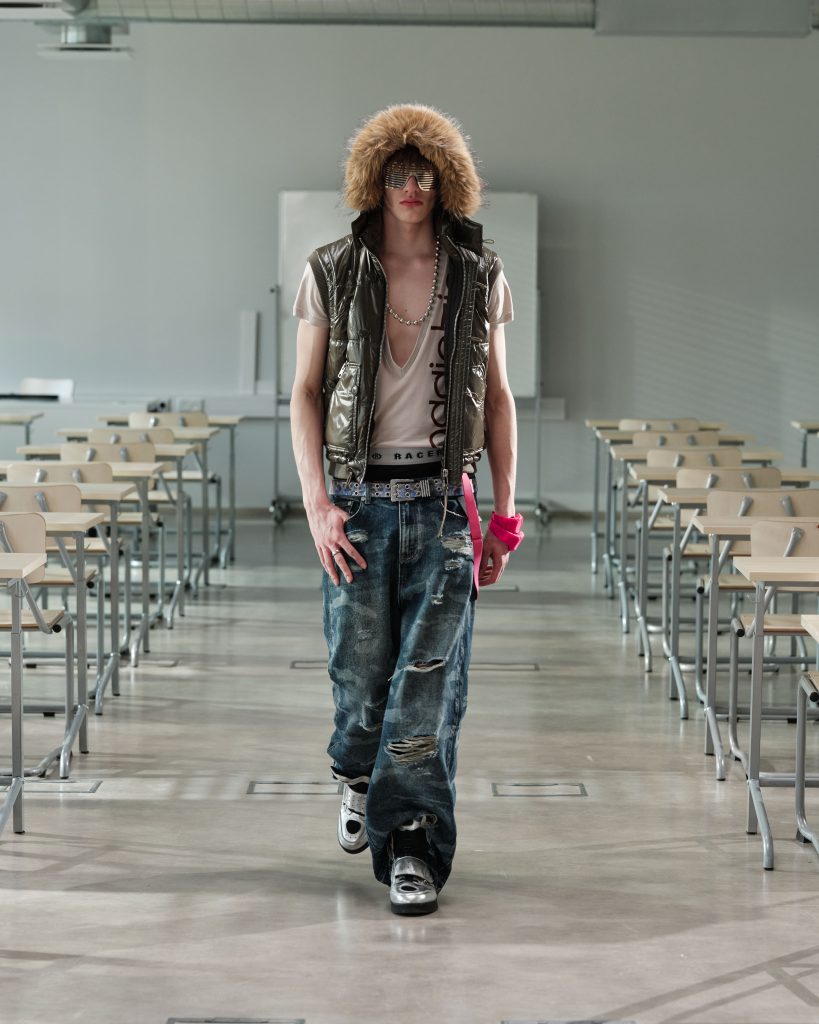 RACER WORLDWIDE “SPRING BREAK” COLLECTION RACER WORLDWIDE “SPRING BREAK” COLLECTION Vanity Teen 虚荣青年 Lifestyle & new faces magazine