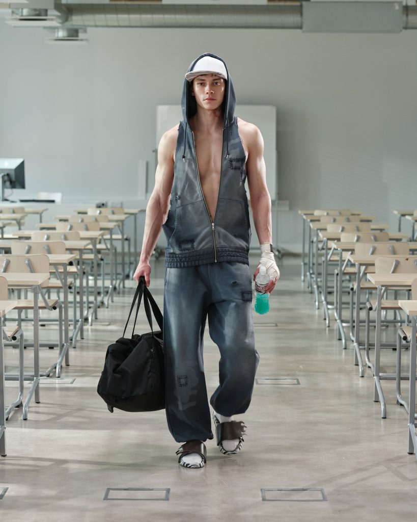 RACER WORLDWIDE “SPRING BREAK” COLLECTION RACER WORLDWIDE “SPRING BREAK” COLLECTION Vanity Teen 虚荣青年 Lifestyle & new faces magazine