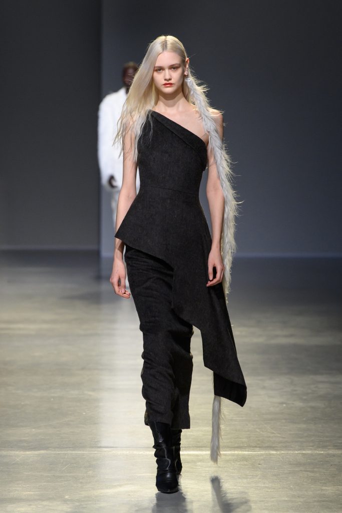 Fusion of K-Fashion and K-Art in Paris at PFW - KOCCA hosts concept Korea FW25 Vanity Teen 虚荣青年 Lifestyle & new faces magazine Fusion of K-Fashion and K-Art in Paris at PFW - KOCCA hosts concept Korea FW25 Fusion of K-Fashion and K-Art in Paris at PFW - KOCCA hosts concept Korea FW25 Vanity Teen 虚荣青年 Lifestyle & new faces magazine