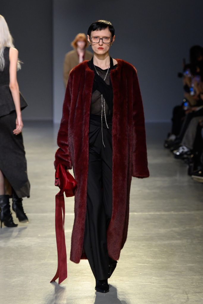 Fusion of K-Fashion and K-Art in Paris at PFW - KOCCA hosts concept Korea FW25 Vanity Teen 虚荣青年 Lifestyle & new faces magazine Fusion of K-Fashion and K-Art in Paris at PFW - KOCCA hosts concept Korea FW25 Fusion of K-Fashion and K-Art in Paris at PFW - KOCCA hosts concept Korea FW25 Vanity Teen 虚荣青年 Lifestyle & new faces magazine