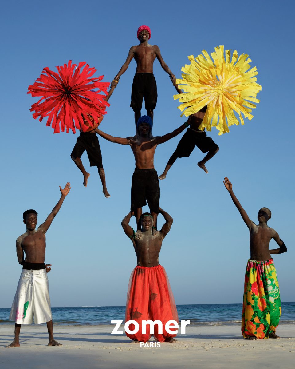 zomer Unveils SS25 Campaign "Children of the Sky" shot by Viviane Sassen zomer Unveils SS25 Campaign "Children of the Sky" shot by Viviane Sassen Vanity Teen 虚荣青年 Lifestyle & new faces magazine