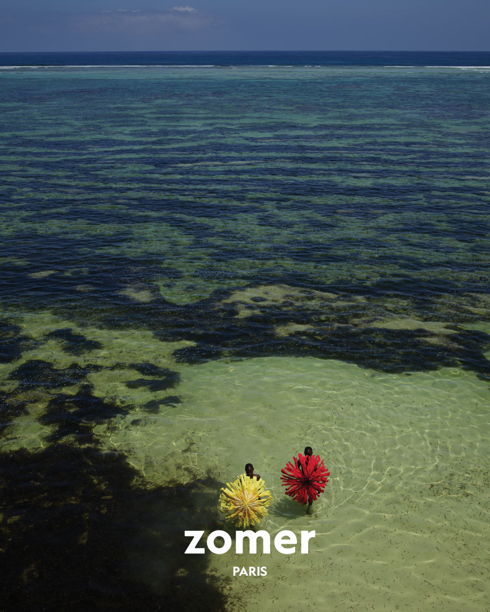 zomer Unveils SS25 Campaign "Children of the Sky" shot by Viviane Sassen zomer Unveils SS25 Campaign "Children of the Sky" shot by Viviane Sassen Vanity Teen 虚荣青年 Lifestyle & new faces magazine