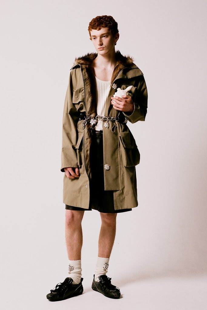 Simone Rocha Blends Whimsy and Romance in Latest Menswear Lookbook Simone Rocha Blends Whimsy and Romance in Latest Menswear Lookbook Vanity Teen 虚荣青年 Lifestyle & new faces magazine