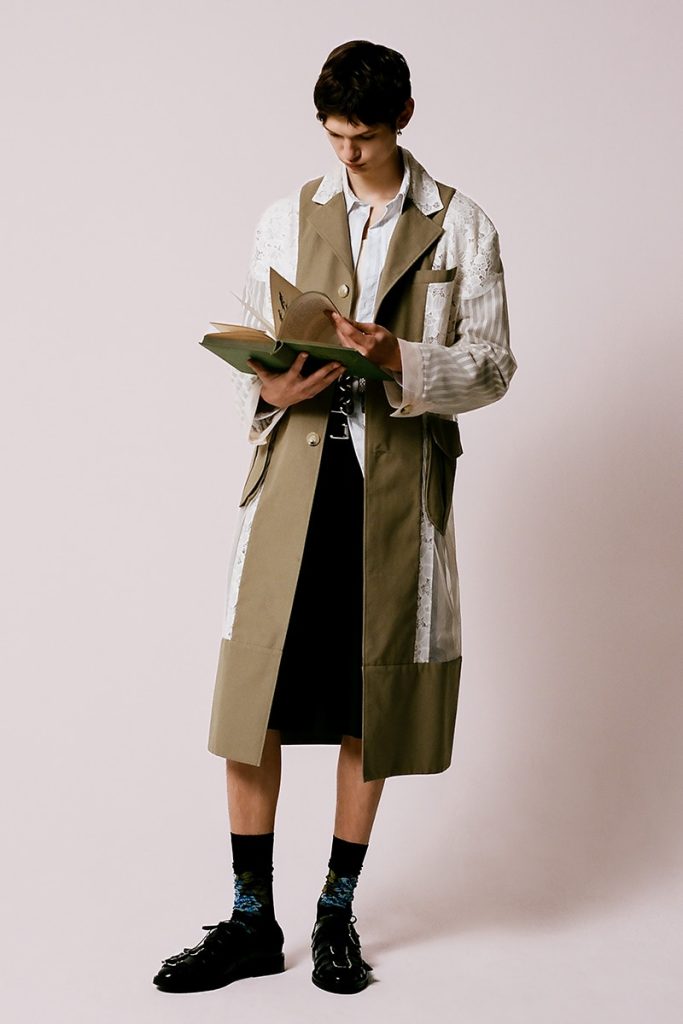 Simone Rocha Blends Whimsy and Romance in Latest Menswear Lookbook Simone Rocha Blends Whimsy and Romance in Latest Menswear Lookbook Vanity Teen 虚荣青年 Lifestyle & new faces magazine