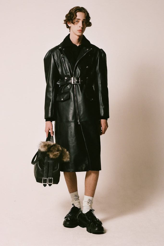 Simone Rocha Blends Whimsy and Romance in Latest Menswear Lookbook Simone Rocha Blends Whimsy and Romance in Latest Menswear Lookbook Vanity Teen 虚荣青年 Lifestyle & new faces magazine
