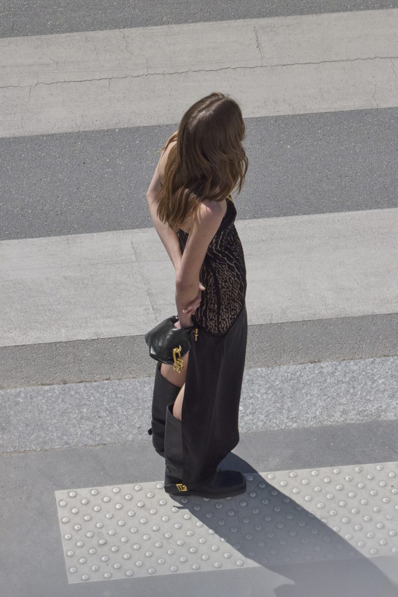 Balmain - Pre-Fall 2025 Campaign Vanity Teen 虚荣青年 Lifestyle & new faces magazine Balmain - Pre-Fall 2025 Campaign Balmain - Pre-Fall 2025 Campaign Vanity Teen 虚荣青年 Lifestyle & new faces magazine