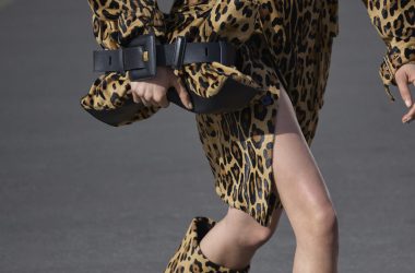 Balmain - Pre-Fall 2025 Campaign Balmain - Pre-Fall 2025 Campaign Vanity Teen 虚荣青年 Lifestyle & new faces magazine